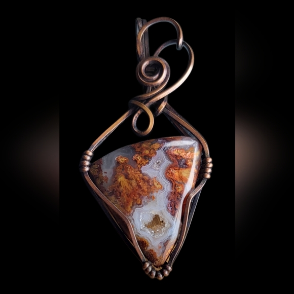 Artisan Plume Agate Pendant with Druzy Pocket - Picture 1 of 4